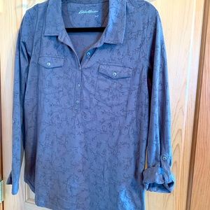 Ladies button down shirt. Roll up sleeves